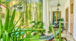 Eton Villa - Image 3