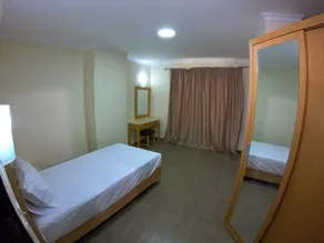 Royal residence city center - Image 5