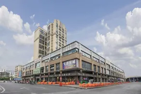 Lido Audio-Visual Luxury Apartment (Zhongshan Dachong Redwood Culture Expo City Branch) - Image 5