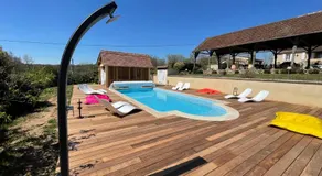 Le Clos des Buis Chambre d'Hôtes Côté Cour - Image 2