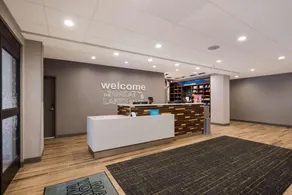 A Victory Hotel & Suites - Image 4