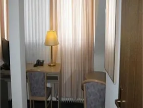 Löns Hotel Garni - Image 3