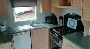 Static Caravan for hire, budget friendly - Image 3
