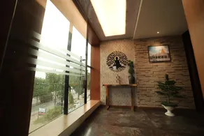 Hotel Carrefour - Image 3