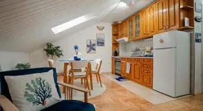 Nautilus Apartment Free Parking - Image 4