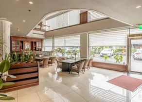 Fortune Hotel - Image 4