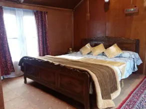 Houseboat Moon of Kashmir - Image 2