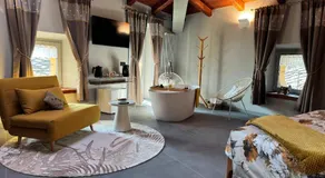 Le Relais du Bourg Chambres de charme Wellnes - Image 2