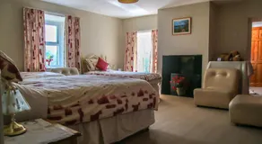 Yellow House - Image 2