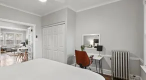 Classy 2BR Spacious Apt in Ideal Location - Image 2