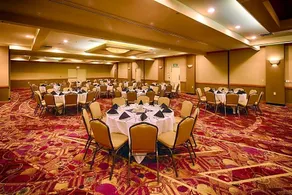 Red Lion Hotel & Conference Center Seattle Renton - Image 2