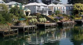 Nest - charming, comfortable coastal villa - Image 2