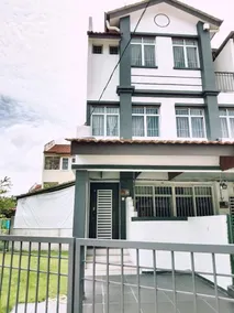 Jovial Modern Stylish Townhouse 8pax - BM Icon City - Image 3