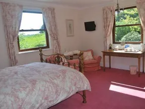 St Lawrence Guest House - Image 5