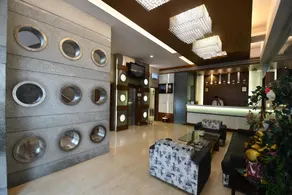 Hotel Vihangs Inn - Image 5