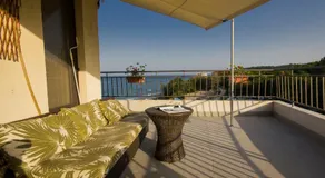 Coral Guest House - Image 4