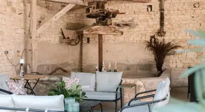 Les Manibelles Manor House Rental - Image 4