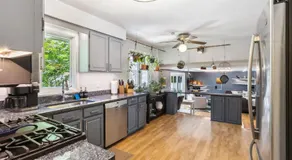 Spacious Family Getaway- Salt Water Pool & Hot Tub - Image 5