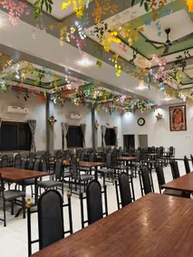 Hotel Indrayani - Image 2