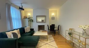 Queen bedroom in Maida Vale - Image 5