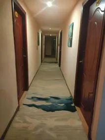 Dream Hotel - Image 3