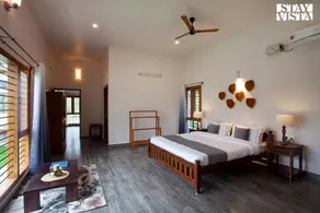 StayVista at Ava - The Country House with Breakfast & Miniature Golf - Image 2