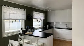 Fantastic house with seafront property in Gryllefjord - Image 3