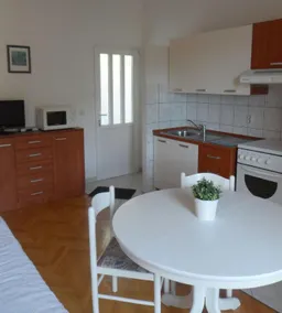 Apartment Mari A1 Krilo Jesenice, Riviera Omis - Image 2