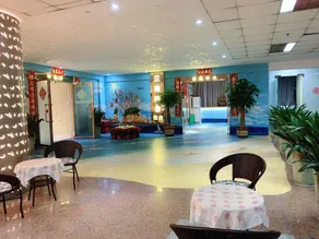 Lanhai Yashe Hotel - Image 2