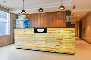 Townhouse Oak Sapphire Star Chappan Market - Image 2