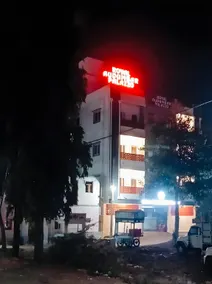 Royal Audumbar Palazzo Hotel - Image 4