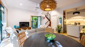 Palm Villa - Image 2