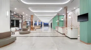 Luwansa Hotel and Convention Center Manado - Image 3