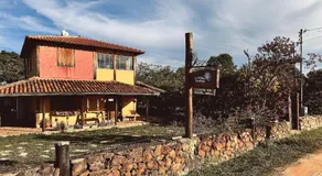 Casa aconchegante com lindo jardim e gramado - Image 3
