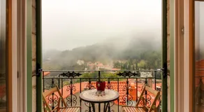 Enastron Guesthouse - Image 4