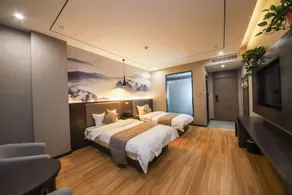 Shell Hotel Zhengzhou East High-Speed Railway Station Zhengdong Commerical Center - Image 3
