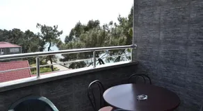 Seaside Apartment - Image 4