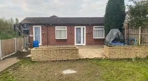 Two Bedrooms Bungalow Garden Lodge - Image 5