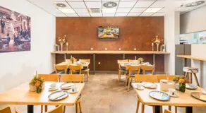 Hotel Neumarkt - Image 3