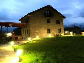 Puerta de Ordesa Garden - Image 2