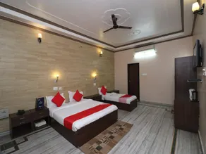 OYO 22763 Di Wine Inn - Image 3