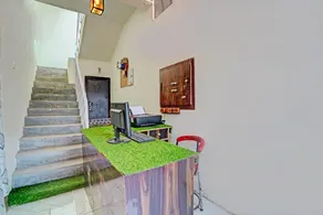 Hotel O Chawla's Hotel & Restaurant - Image 2
