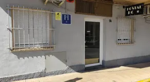 Hostal Hernan Cortes - Image 4