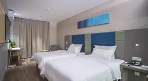 GreenTree Inn Suzhou Kunshan Dongcheng Road International Exhibition Express Hotel - Image 2