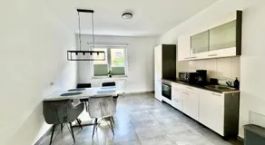FeWo Palmtrees - Große und moderne 2 Zimmerwohnung mit Süd-West Balkon in Gladbeck-Mitte nähe Movie Park und Arena AufSchalke - Image 2