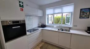 Rossendale by Cliftonvalley Apartments - Image 5