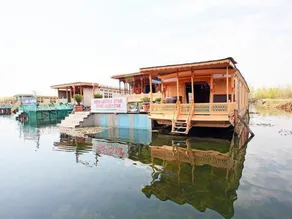 New Lucky Star Group of Houseboats - Image 5