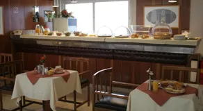Amalia - Image 4