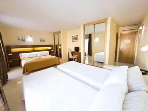 Hostal San Marcos - Image 2