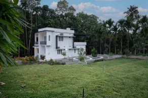 Villa at Muvattupuzha - Image 4